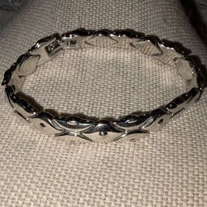Chic Silver Bracelet for Women